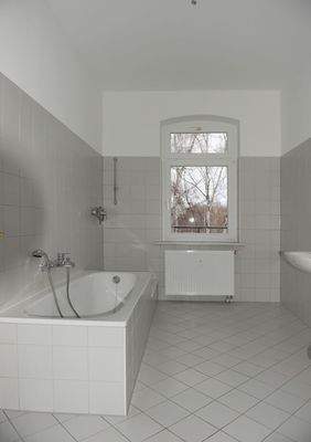 Neuwilkauer 10, WE 4, Bad