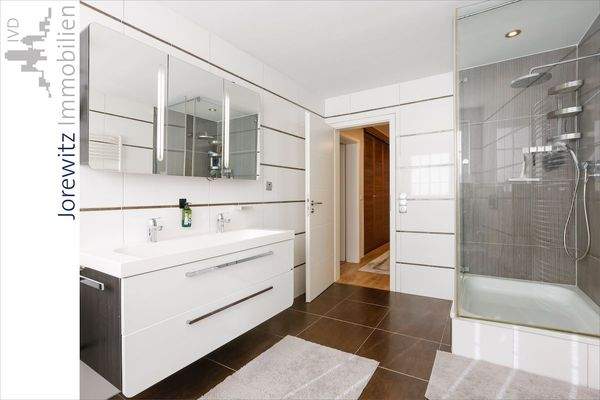 025 - Bad 1 - Ansicht 2