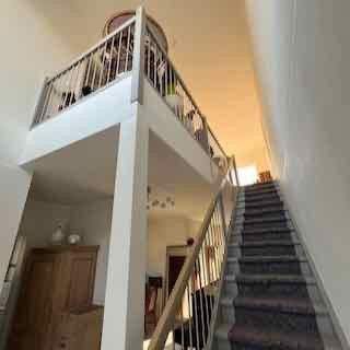 Treppe ins OG und Empore