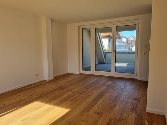 Wohnen/Essen und Dachterrasse