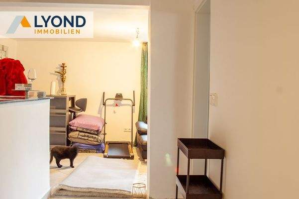 Einliegerwohnung-Blick zum Wohnzimmer