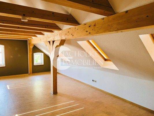 338.Dachboden1