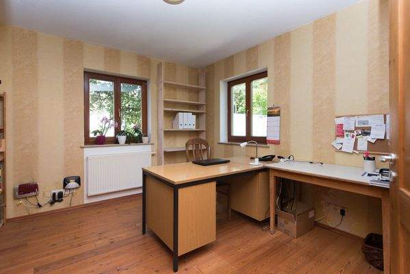 Gäste-/ Arbeitszimmer Erdgeschoss