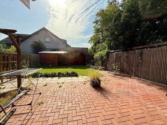 Terrasse Wohnung rechts