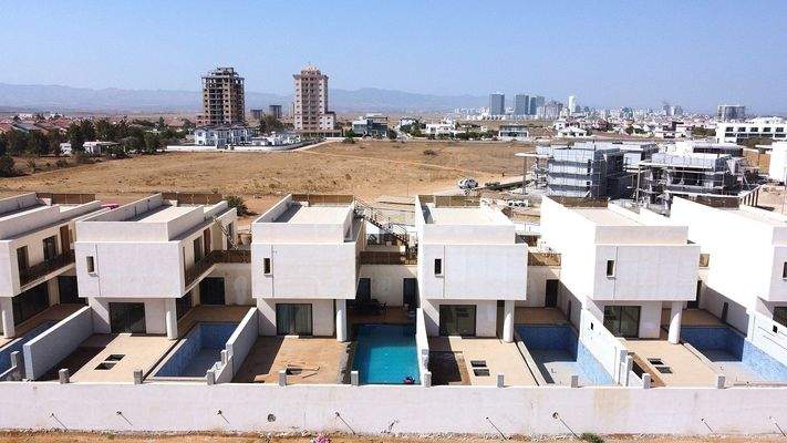 Semi-Detached Villas with Private Pools and Gardens in İskele