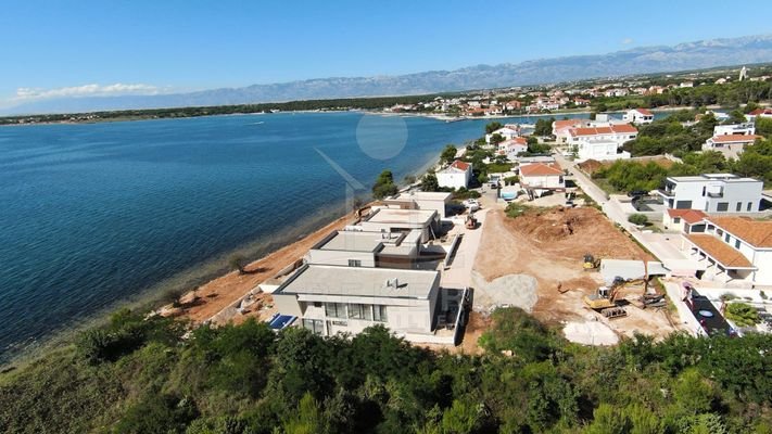 Baugrundstück in Toplage direkt am Meer in Zaton