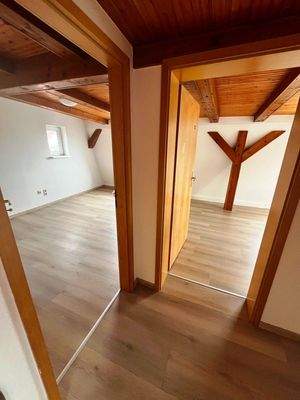 Blick vom Flur in Zi DG