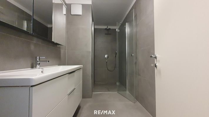4. Badezimmer