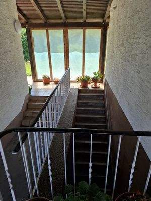 Zugang zum Garten und Keller