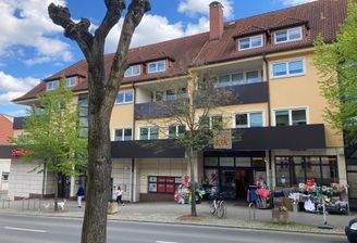 Wohn- und Geschäftshaus