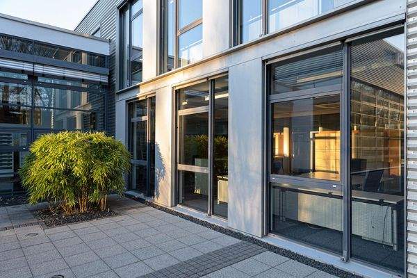 Aussenansicht Bürotrakt