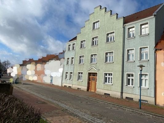 Frontansicht Mehrfamilienhaus