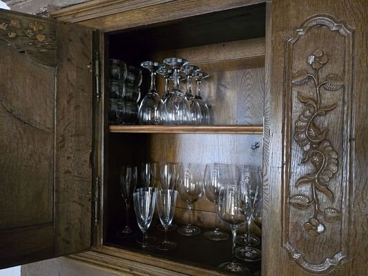 Wandschrank 2