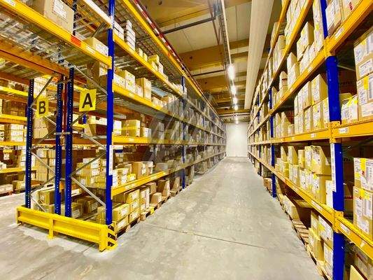 INFOS UNTER: 06171-586000