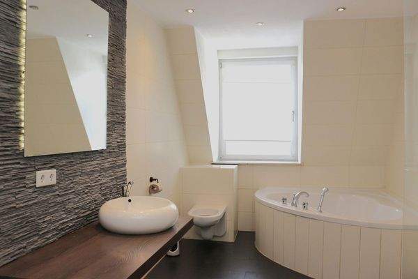 Bad Eingang Whirlpoolbadewanne