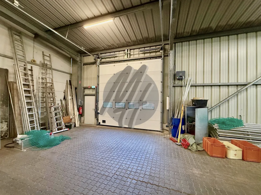 INFOS UNTER: 06171-586000