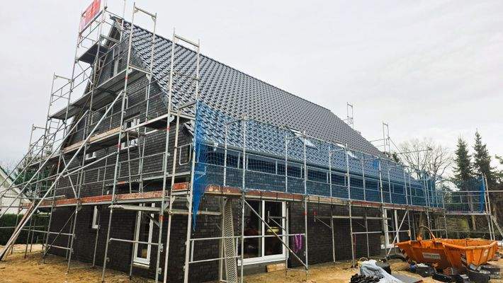 Das Gerüst fällt bald