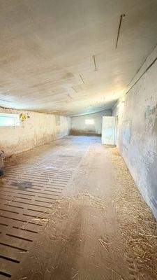 Heu + Maschienenlager 