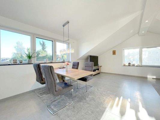 Blick vom Essbereich im OG