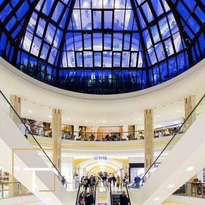 Modernes Einkaufszentrum