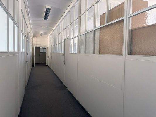 Flur Büro alt