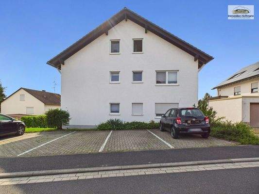 03_Komfortabel: Garage und Außenstellplatz im Preis enthalten