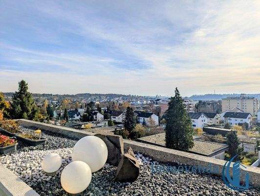 Schickes Familiendomizil mit Aussicht!