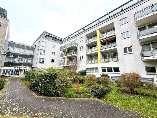 FS7 Haus Hofansicht Bild 2.jpeg