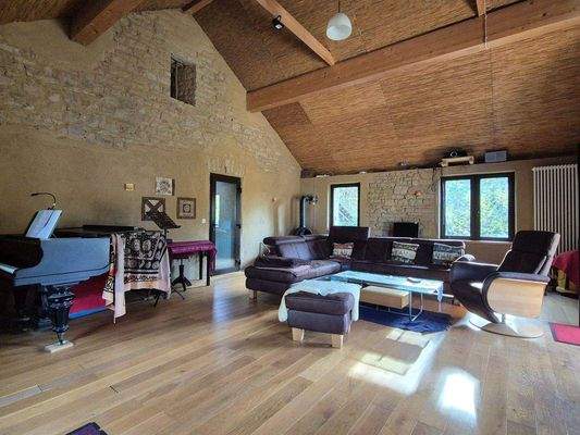 Riesiger Wohnbereich Wohnung Nr. 3 Bild 2.jpg