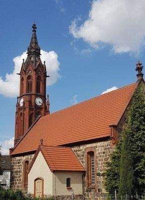 Kirche im Ort
