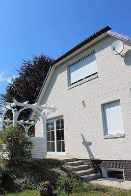 Westseite mit Terrasse