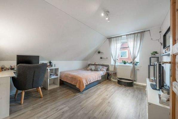 DI - Forbes Global Properties_16