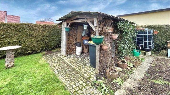 Holzlager / Holzunterstand