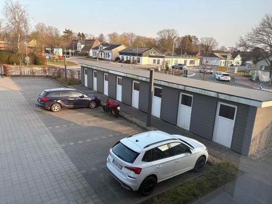 Parkplätze und Abstellräume