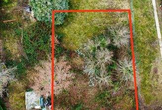 Gebäude- und Freifläche 