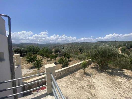 Kreta, Maleme: Unvollendetes Haus mit Meerblick zum Verkauf