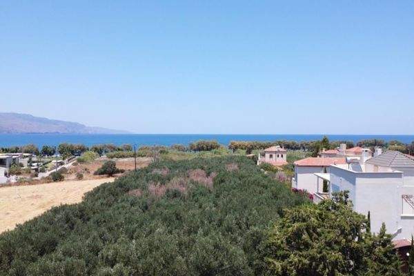Kreta, Tavronitis: Schönes Grundstück mit Meerblick und hoher Baukapazität zu verkaufen