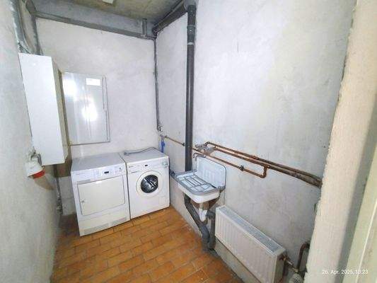 Wohnung 2 - Hauswirtschaftsraum EG