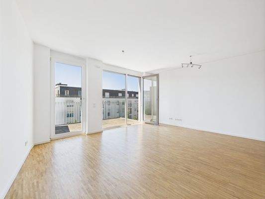 Wohnzimmer mit Blick auf die Terrasse