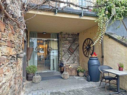 Eingangsbereich Gast- und Weinhof