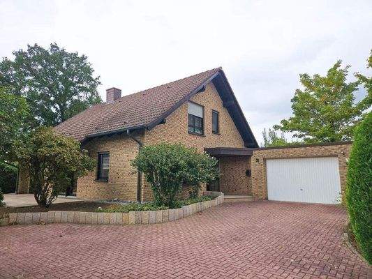 Hausansicht (vorne).jpg