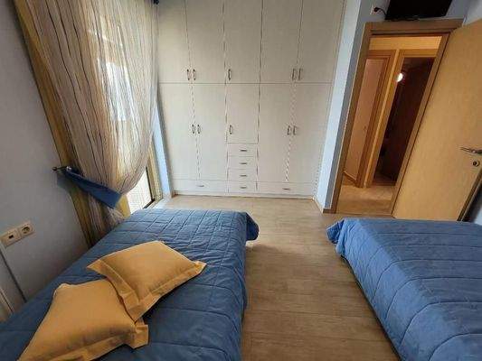 Kreta, Argouli: Zweistöckiges Haus mit Keller zu verkaufen