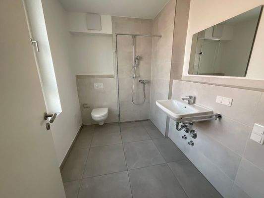 Bad mit Dusche
