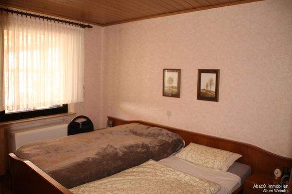 Schlafzimmer2 OG