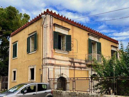 Historische Stadtvilla aus dem späten 19. Jahrhundert im Herzen von Siracusa - Sizilien