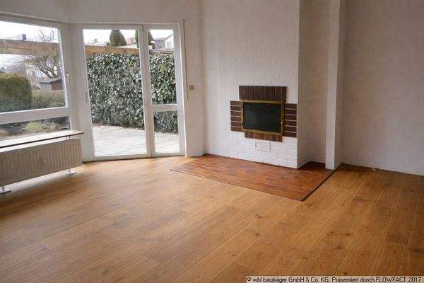 Wohnbereich (Boden KI bearbeitet)