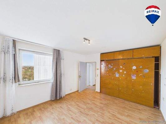 CAM01722G0-PR0044-STILL003