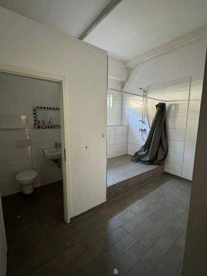 Sanitäre Anlagen EG