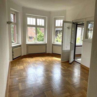 Zimmer/ Zugang Veranda