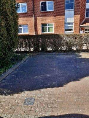 Stellplatz vor dem Haus